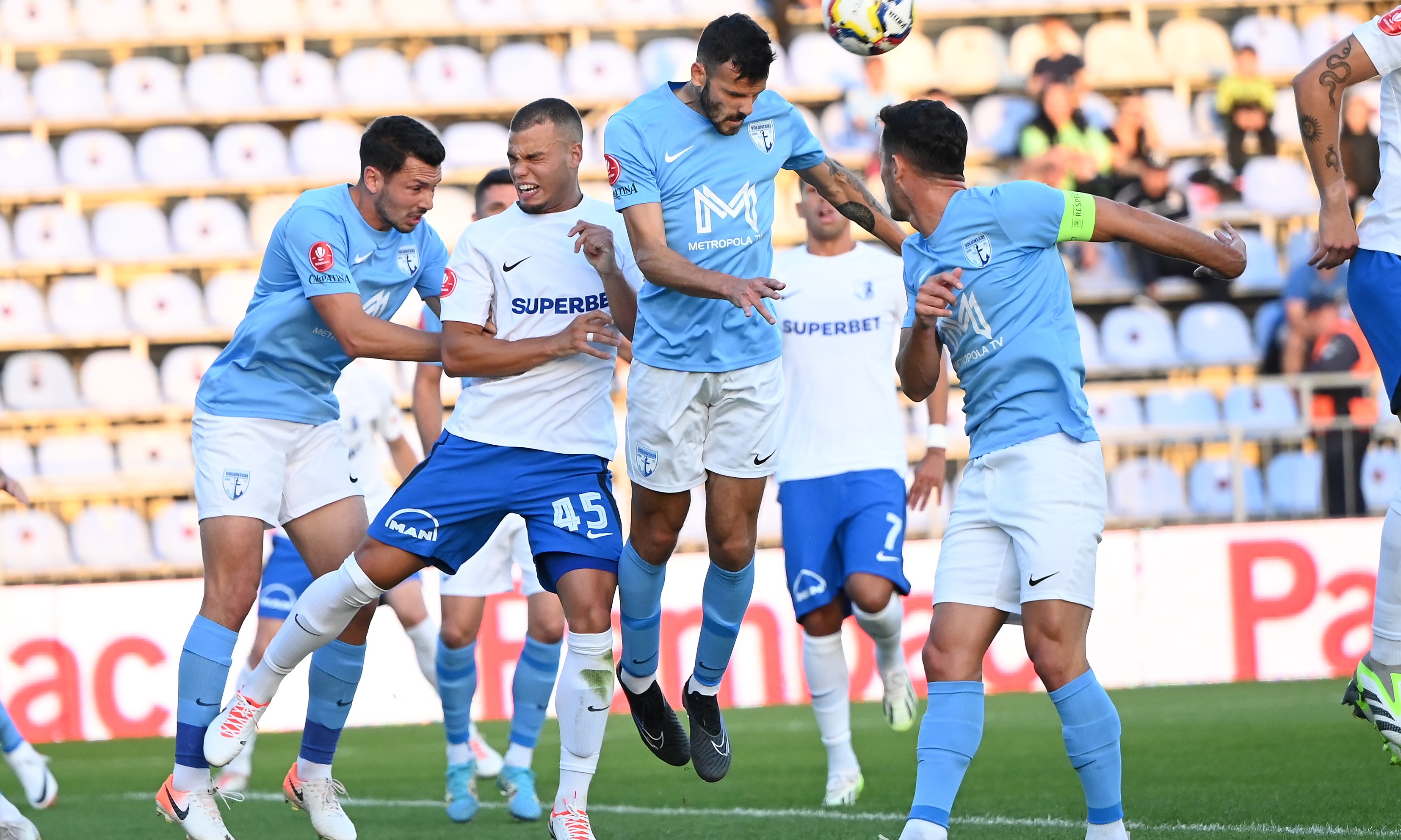 Fazele controversate continuă și în Cupa României! Jucătorii de la FC Voluntari au cerut penalty la meciul cu Farul