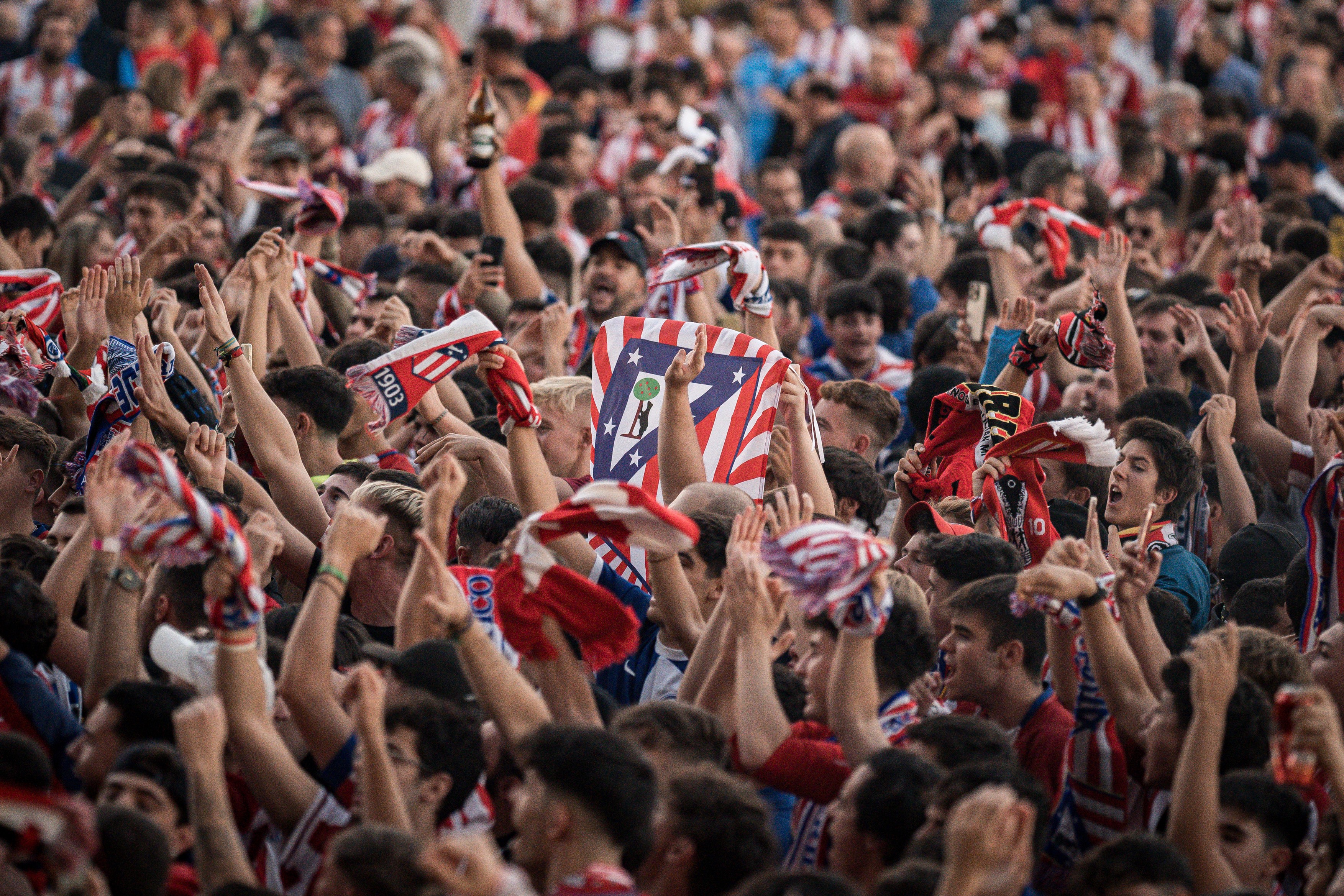 O fetiță de opt ani a fost ținta fanilor lui Atletico Madrid pentru că purta un tricou cu Vinicius