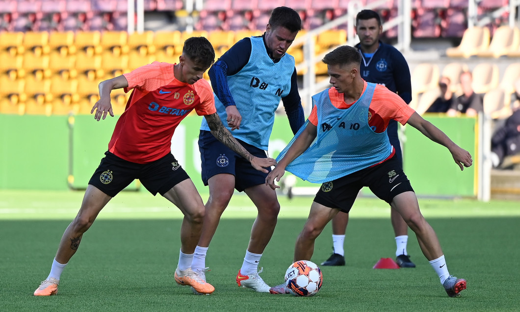 FOTBAL:ANTRENAMENT OFICIAL FCSB, INAINTEA MECIULUI CU FC NORDSJAELLAND (16.08.2023)