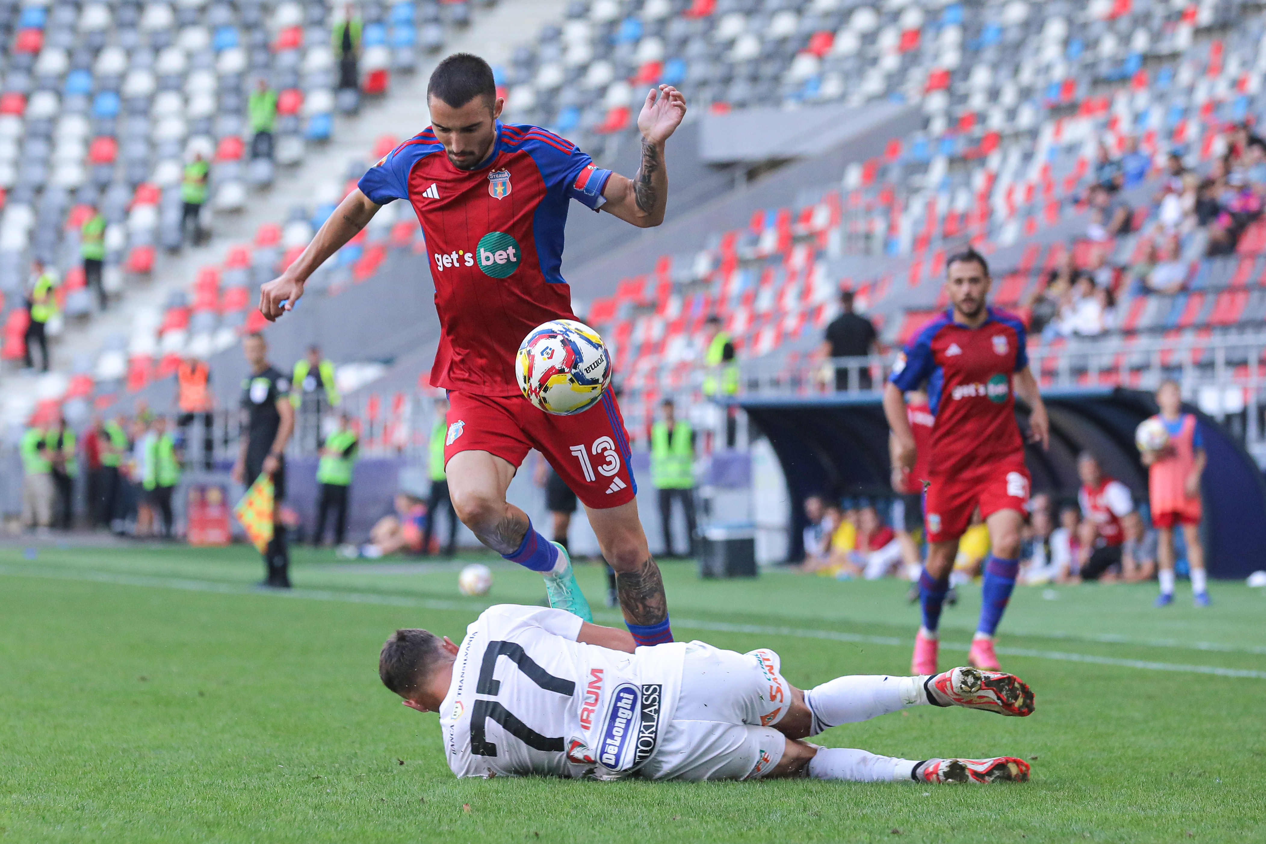 CSA Steaua - U Cluj 1-3. ”Roș-albaștrii” pierd primul meci din Cupa României