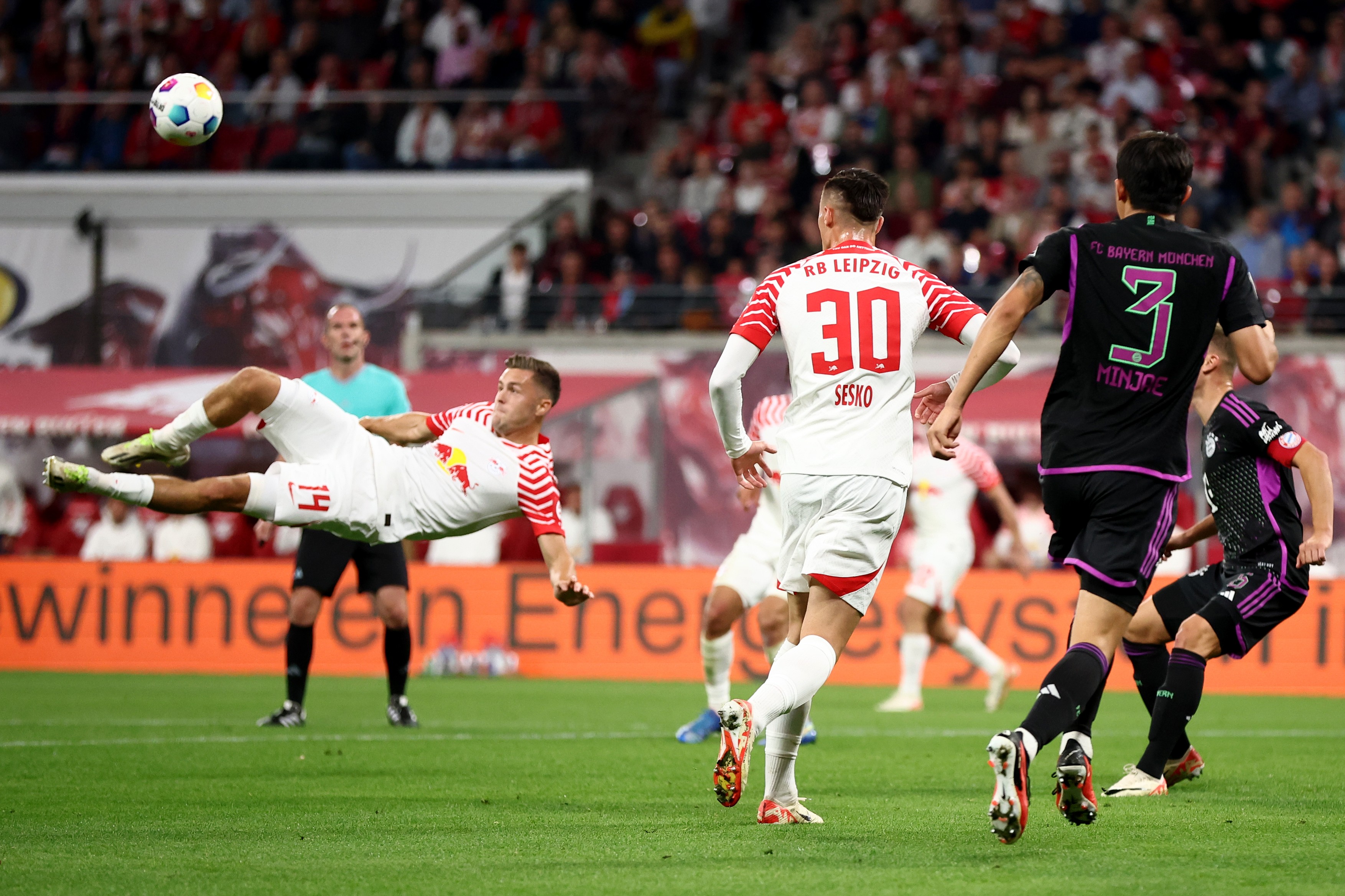 RB Leipzig - Bayern Munchen 2-2. Cele două formații se încurcă reciproc, iar Bundesliga are un nou lider