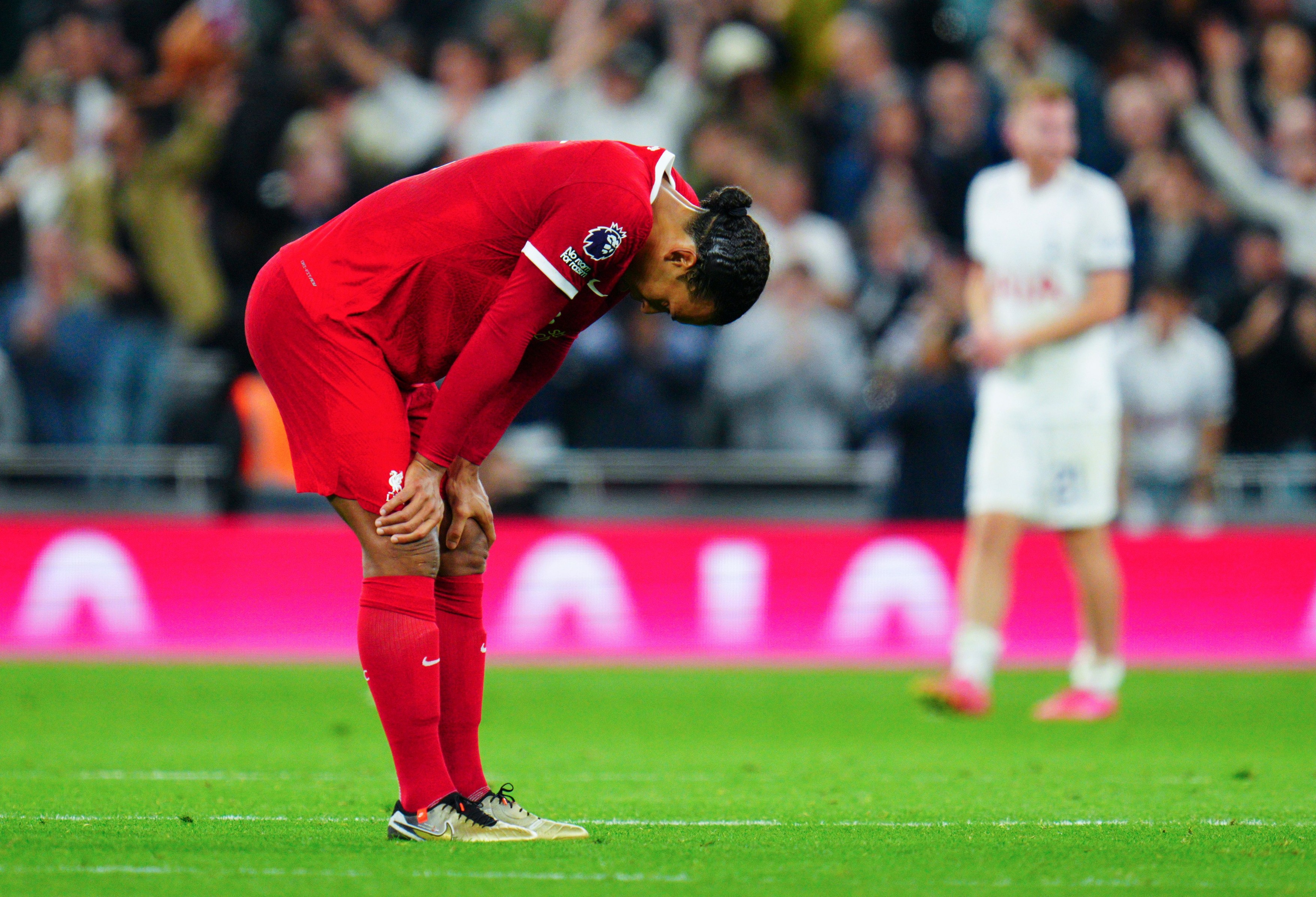 Virgil van Dijk acuză arbitrajul, după Tottenham - LIverpool 2-1: ”E ciudat! VAR-ul ar trebui să fie clar!”