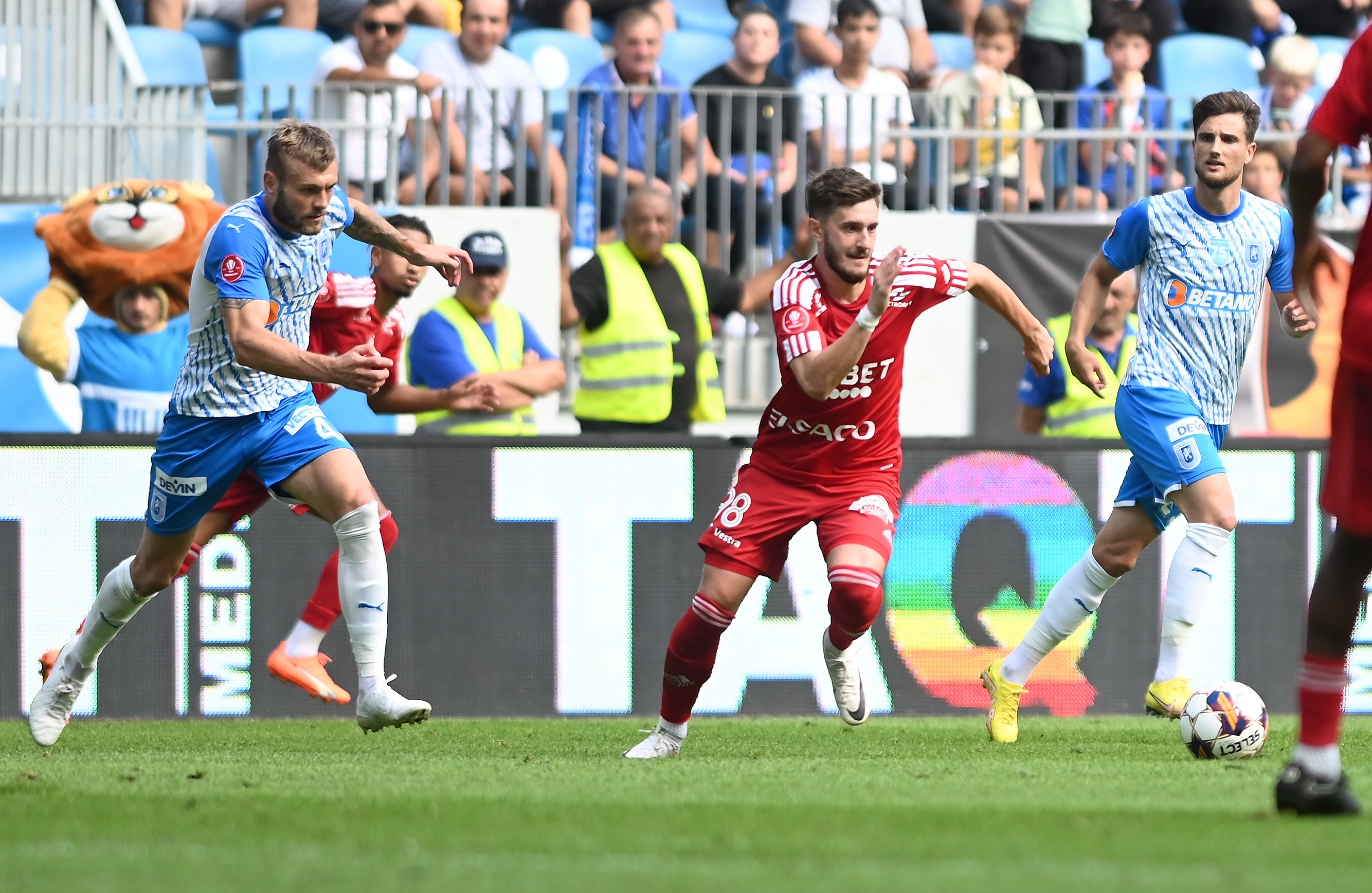 Universitatea Craiova - FC Botoșani 5-1. Festival de goluri în Bănie! Oltenii au făcut spectacol