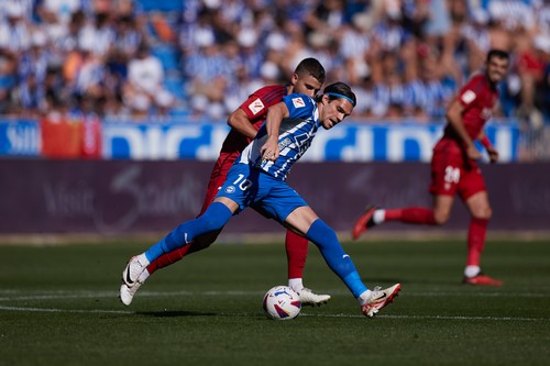 Ianis Hagi, titular, dar primul schimbat de la Alaves în meciul cu Osasuna. Nota primită