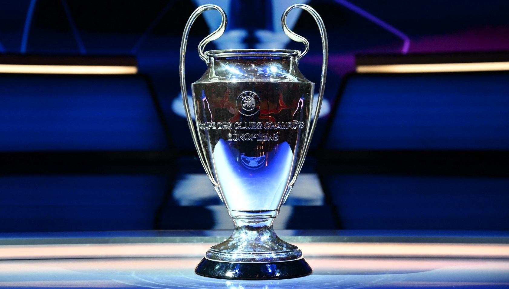 Englezii au dat verdictul! Cine are cele mai mari șanse să câștige trofeul Champions League