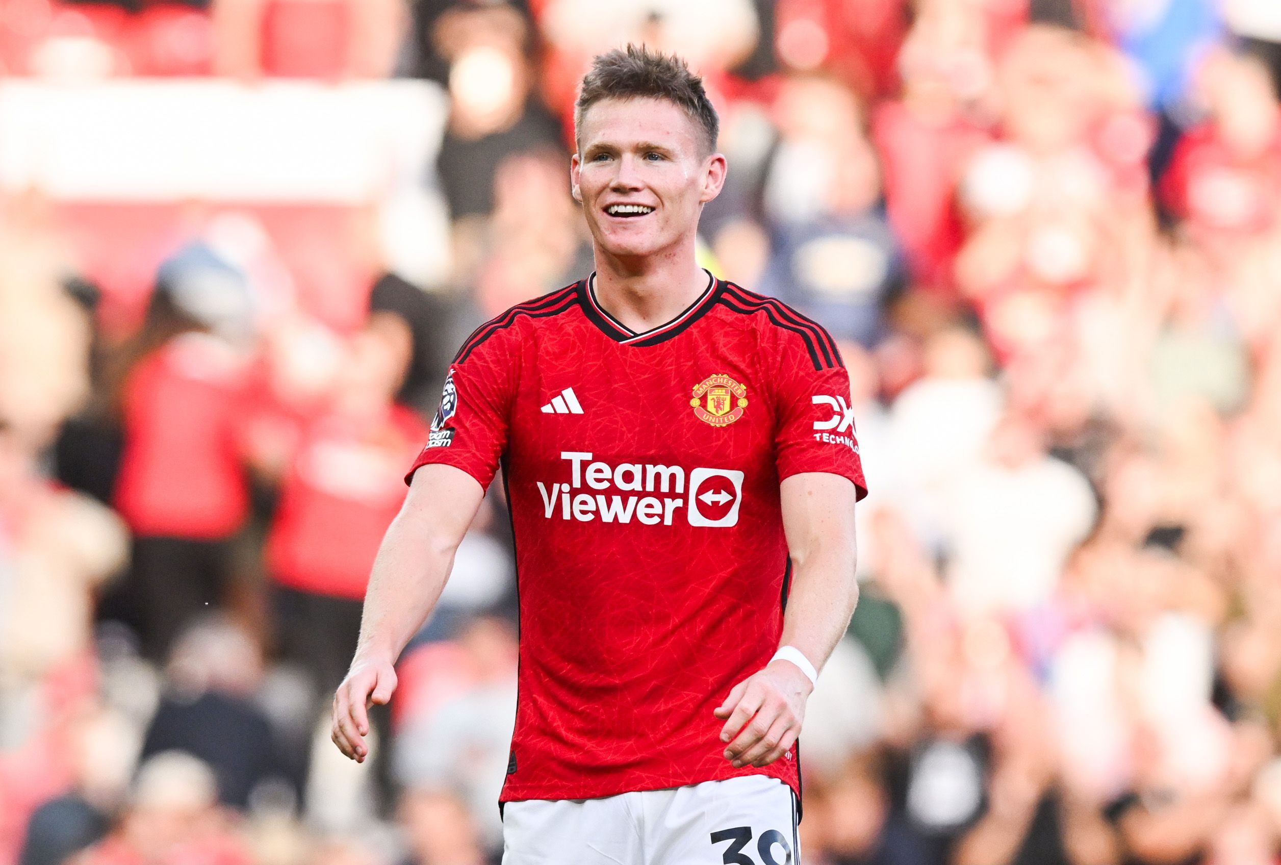 Ce performanță a reușit Scott McTominay după finalul dramatic din Manchester United - Brentford 2-1