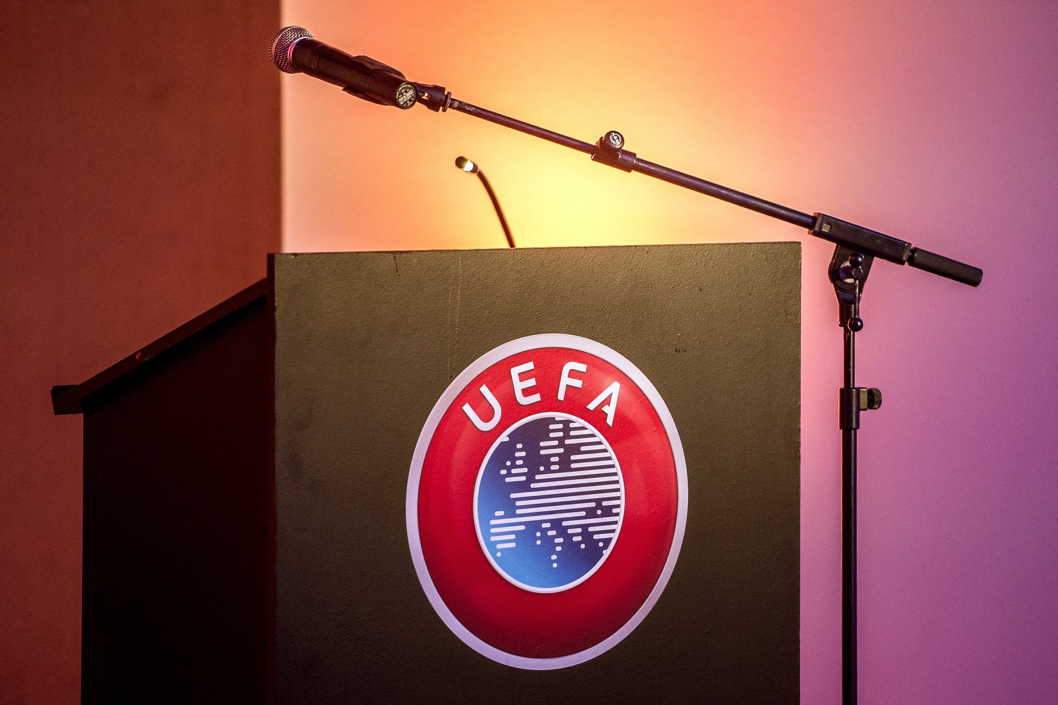 UEFA pregătește introducerea unei noi reguli în SuperLiga: anunțul lui Roberto Rosetti