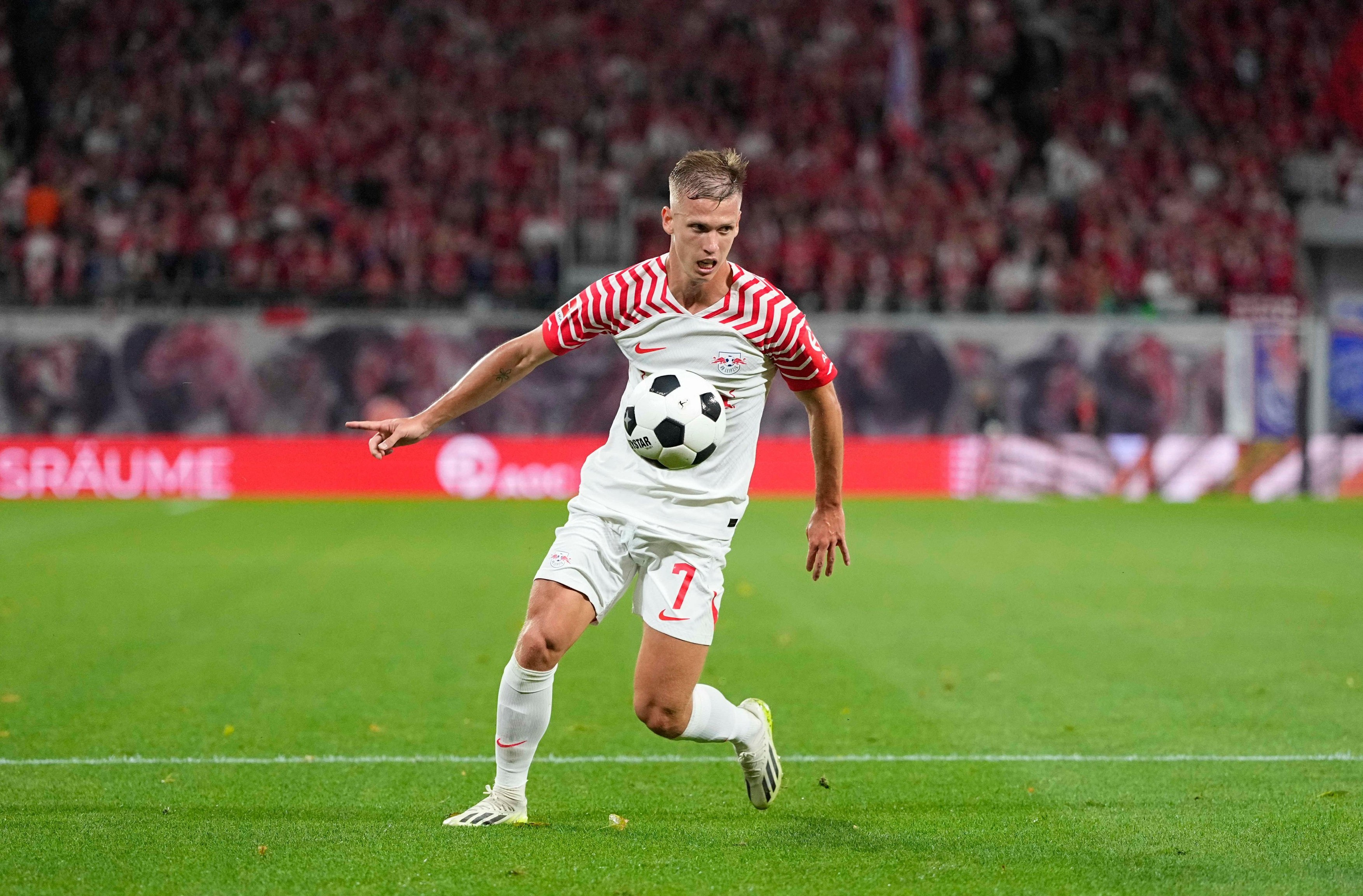 Dani Olmo a intrat pe radarul Barcelonei!