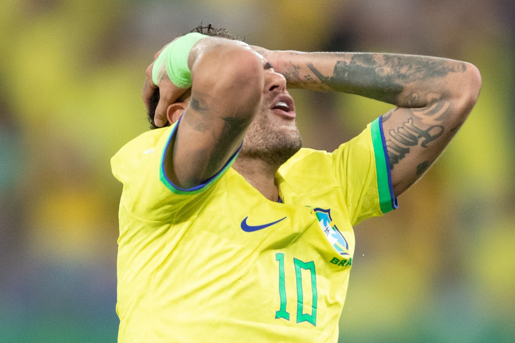 Neymar, lovit în cap cu o cutie de popcorn! Reacția nervoasă a brazilianului