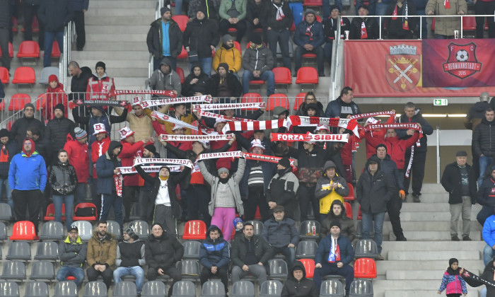 FOTBAL:FC HERMANNSTADT-UNIVERSITATEA CLUJ, CUPA ROMANIEI (5.04.2023)