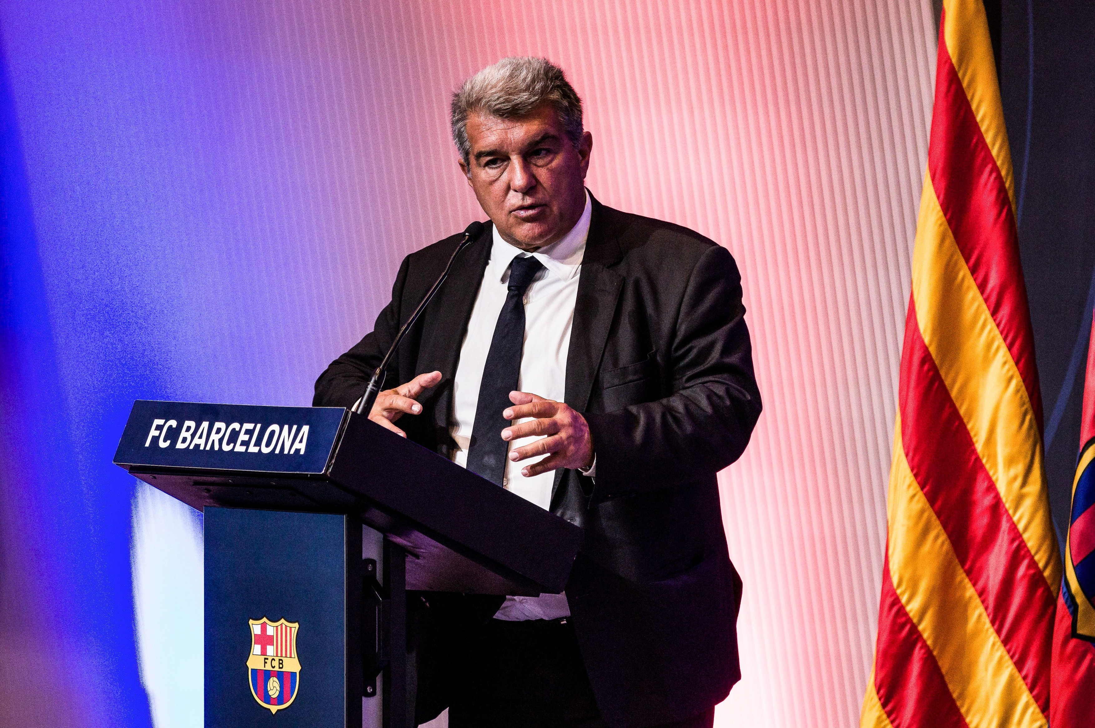 Imagine Stire Joan Laporta l-a avertizat pe Florentino Perez! ”Am vești rele pentru Real Madrid” | 2review.ro