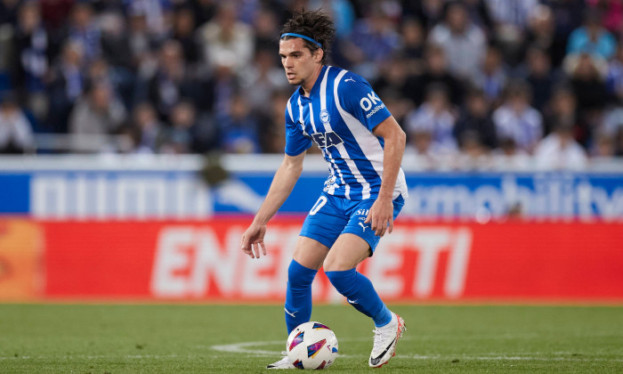 Deportivo Alaves v Athletic Club - LaLiga EA Sports Ianis Hagi of Deportivo Alaves in action during the LaLiga EA Sports