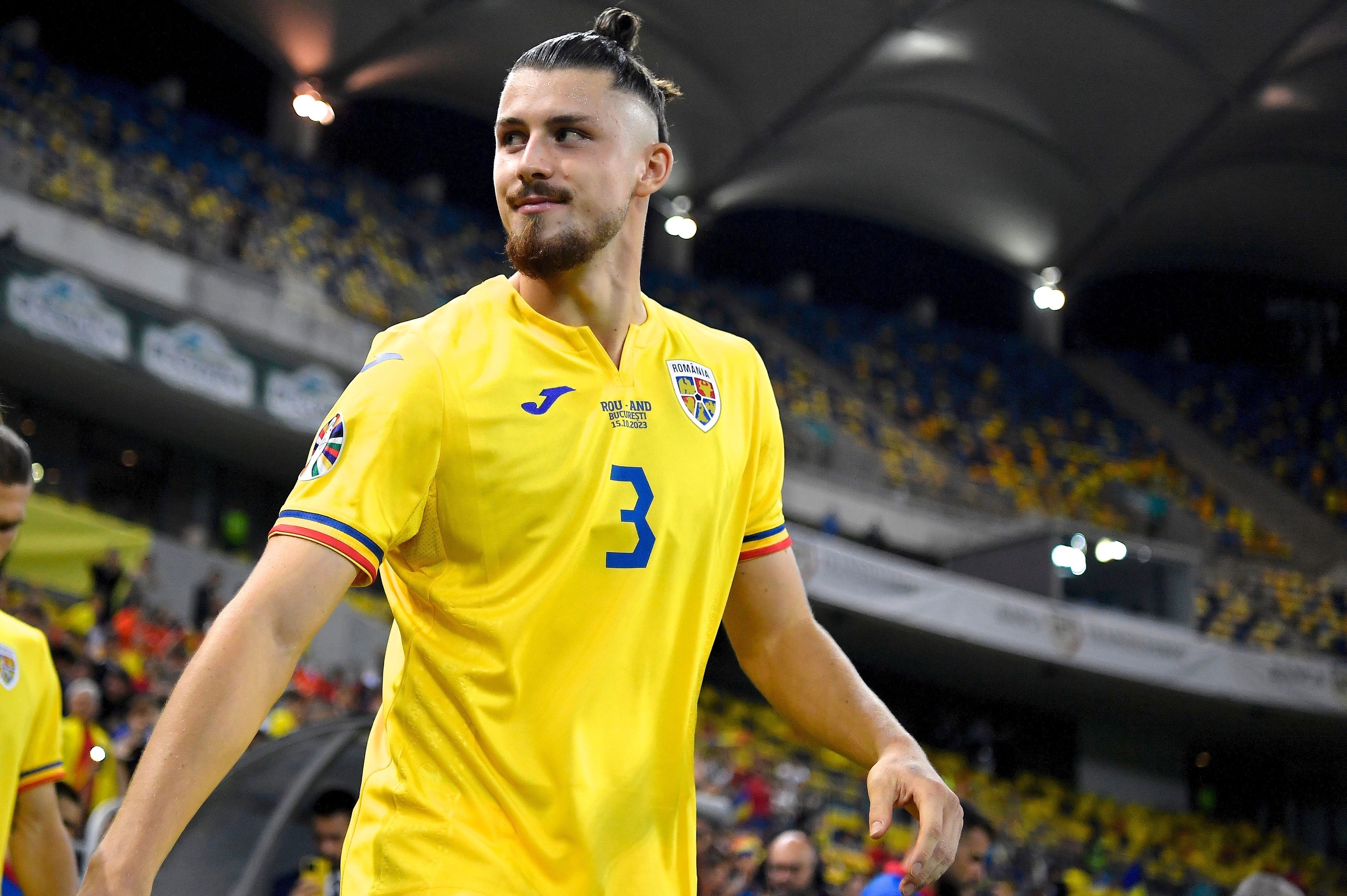 AC Milan și Inter, pe urmele lui Radu Drăgușin. Anunțul făcut în Italia: "Am avut nişte întâlniri"