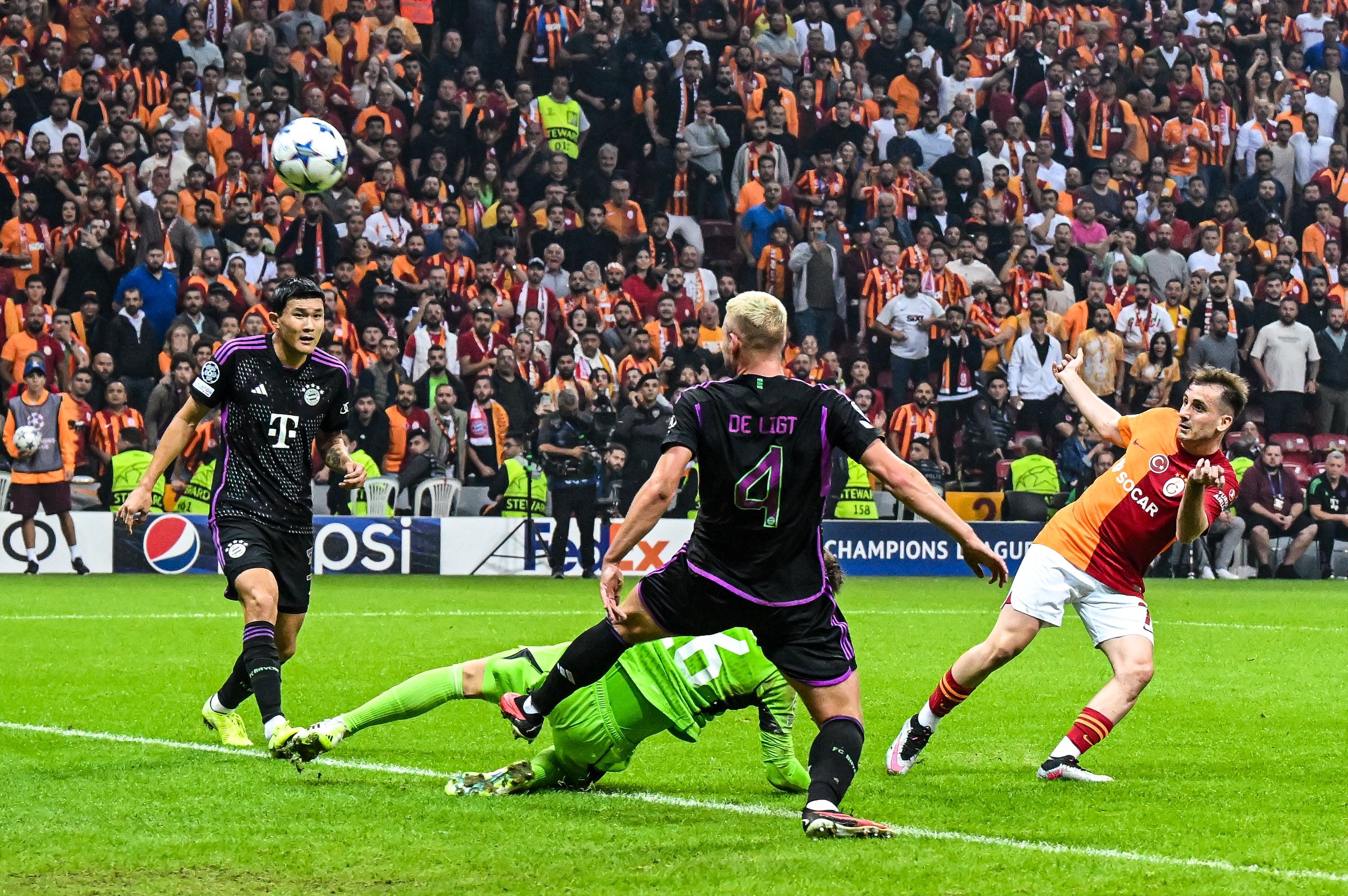Galatasaray - Bayern Munchen 1-3. Nemții se impun și au maximum de puncte după trei etape