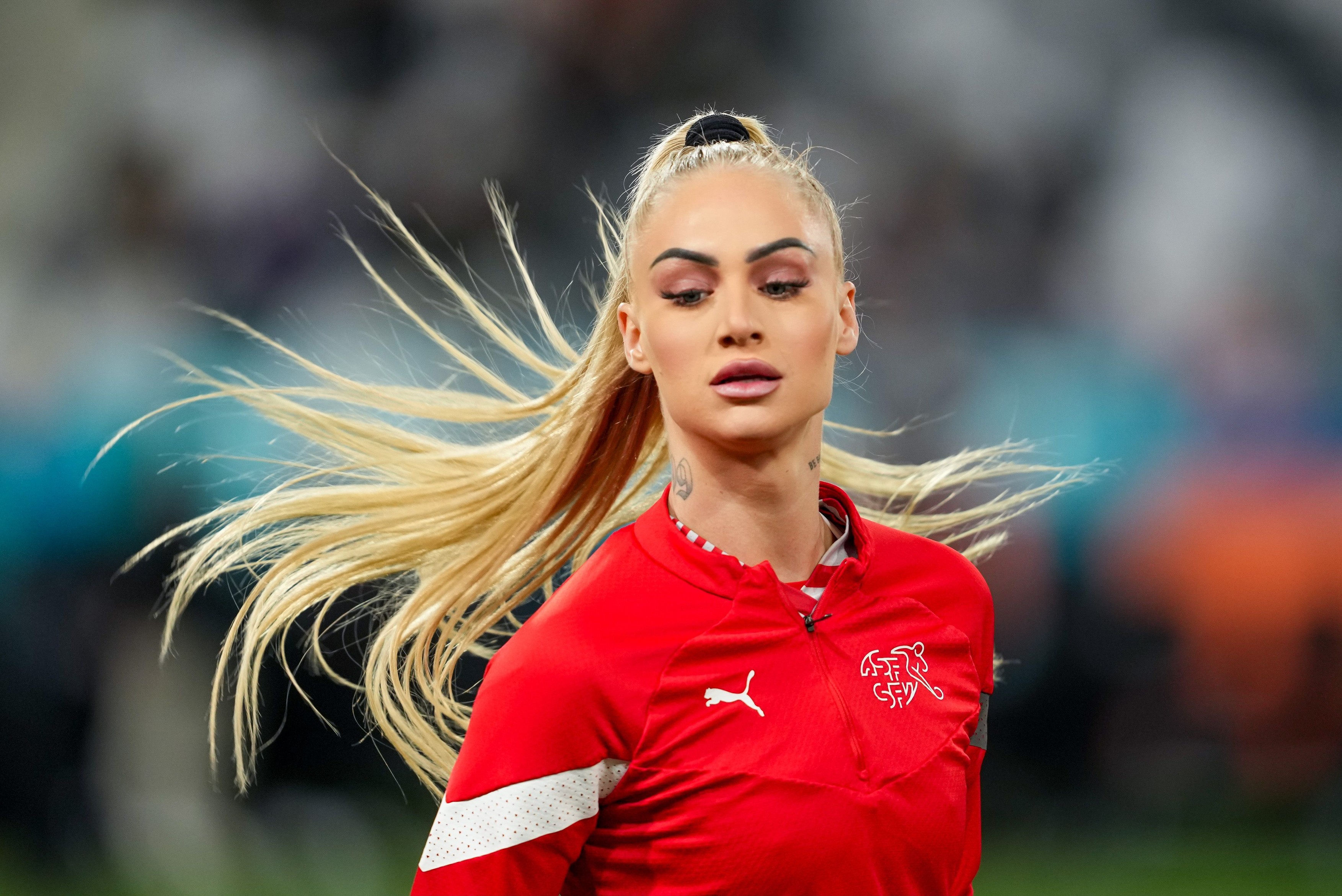 ”Cea mai sexy fotbalistă din lume” nu s-a ferit de cuvinte: ”Lumea crede că mă duc acasă și filmez TikTok-uri”
