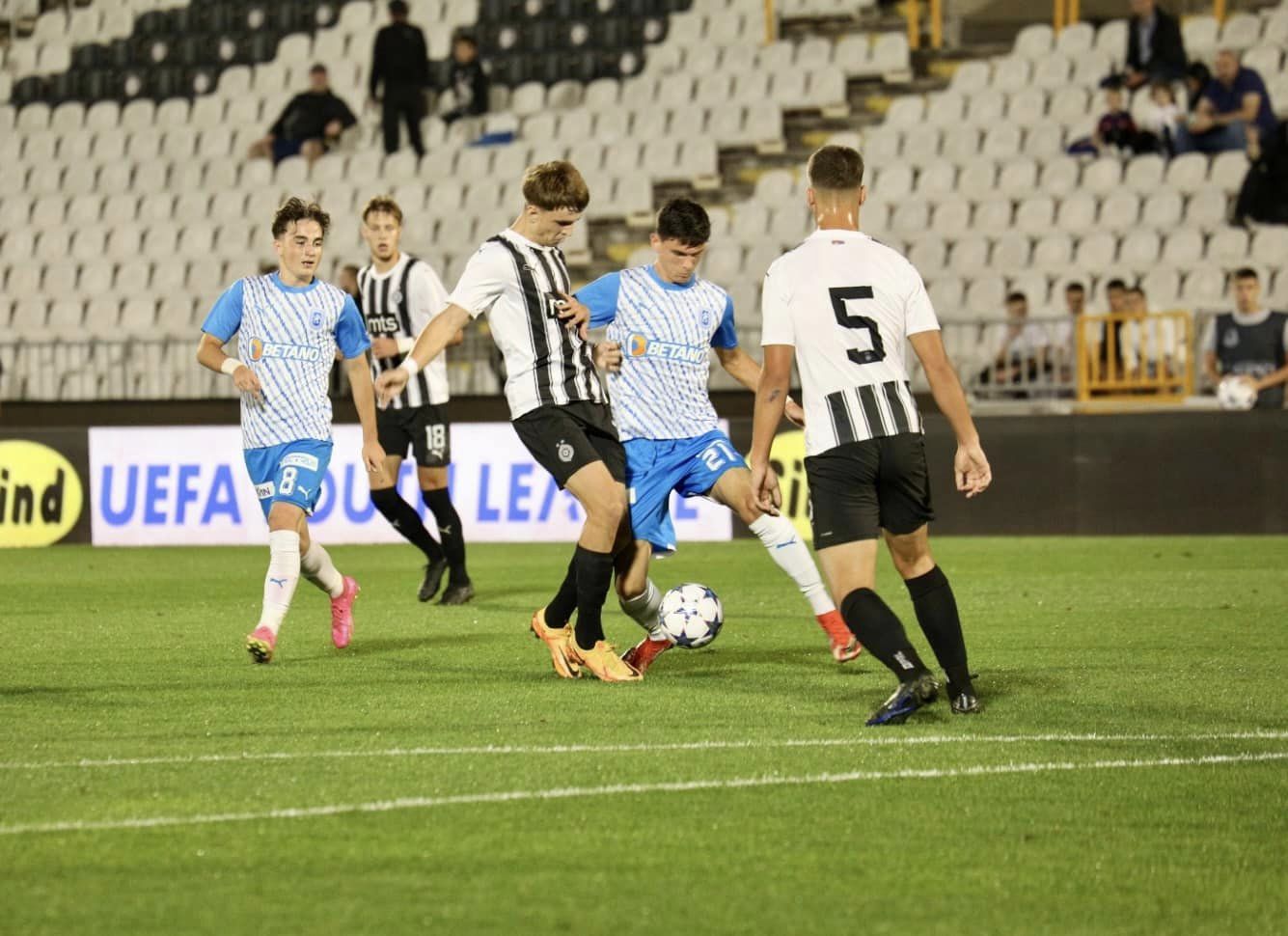 Universitatea Craiova, eliminată din UEFA Youth League! Oltenii au fost învinși categoric de Partizan Belgrad