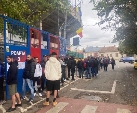 Oradea respiră fotbal. Fanii celor de la FC Bihor vor să umple stadionul și la meciul cu Dinamo