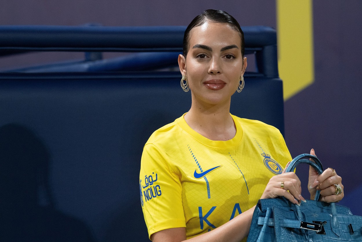 Toate privirile au fost îndreptate spre Georgina Rodriguez. Cum a apărut la stadion pentru a-l susține pe Ronaldo