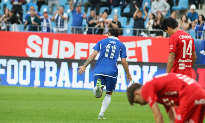 FOTBAL:FC U CRAIOVA-FC HERMANNSTADT SIBIU, SUPERLIGA SUPERBET (6.10.2023)