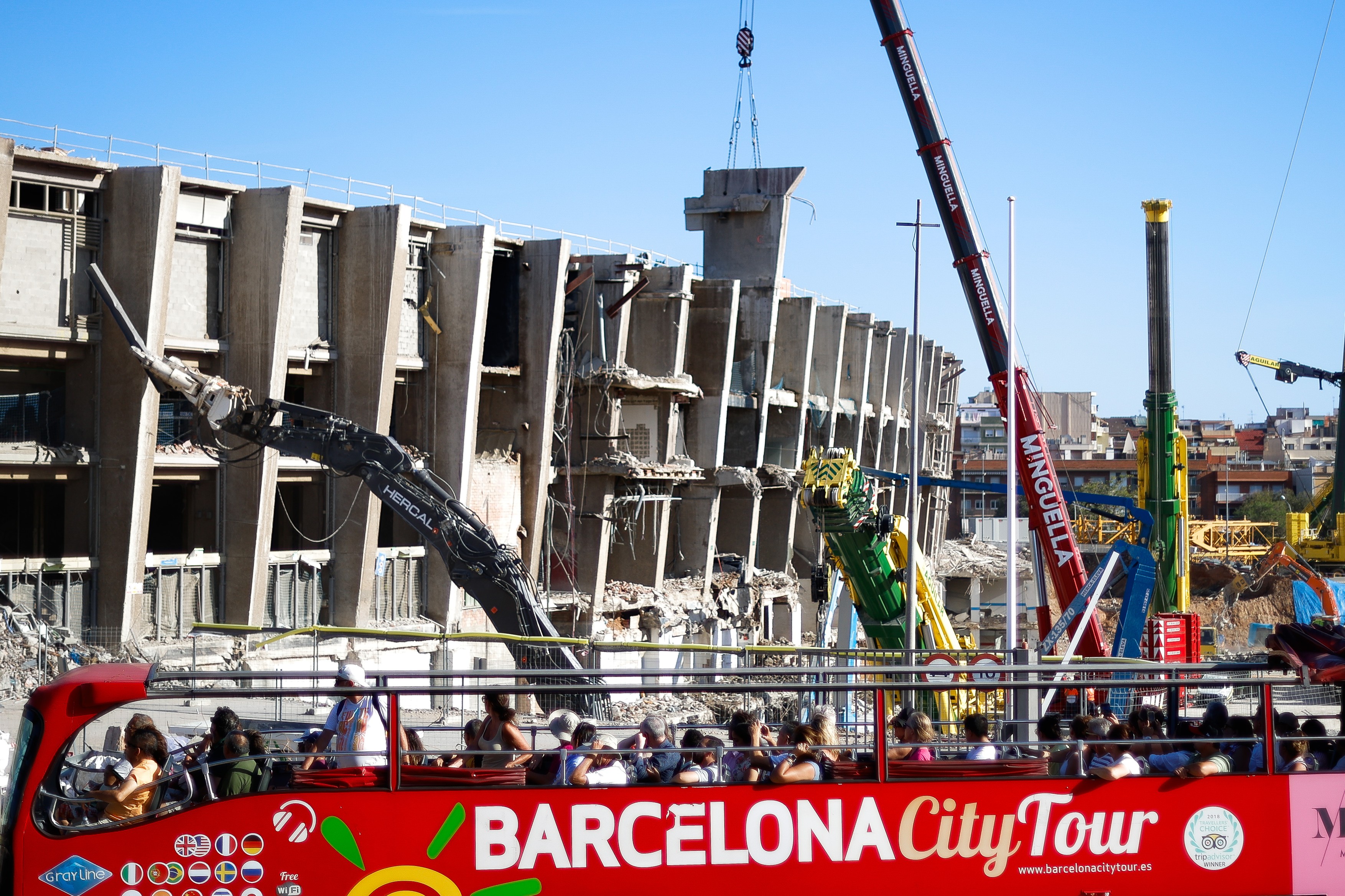 Barcelona vinde scaune și poate încasa 28,5 milioane de euro!