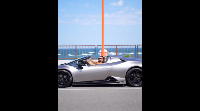 Mașina Lamborghini a lui Dorian Popa / Foto: Instagram@eusuntdorian