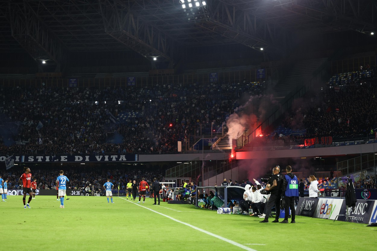 Un cadavru a fost descoperit pe stadionul lui Napoli. Autoritățile au deschis o anchetă