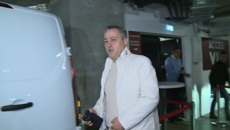 După o lună, Mihai Rotaru i-a dat replica lui Gigi Becali