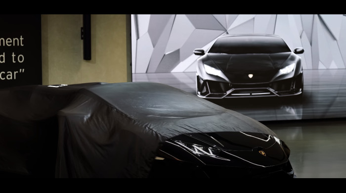 Mașina Lamborghini a lui Dorian Popa / Foto: Captură Youtube@dorianpopa