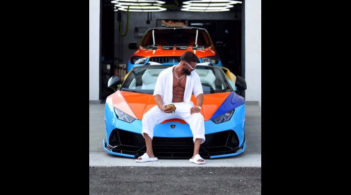 Mașina Lamborghini a lui Dorian Popa / Foto: Instagram@eusuntdorian