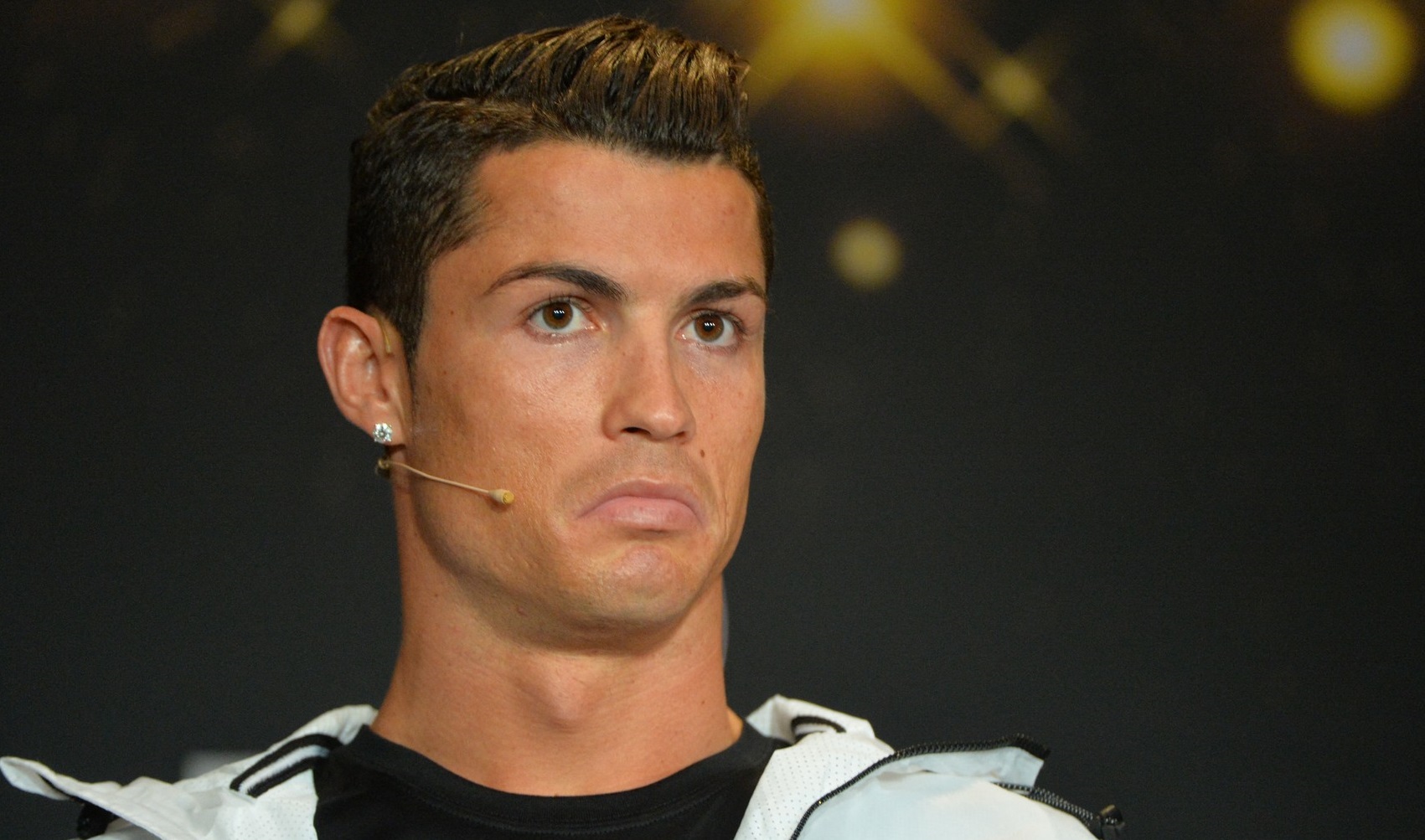 Prima reacție a lui Cristiano Ronaldo, după ce Leo Messi a câștigat cel de-al 8-lea Balon de Aur