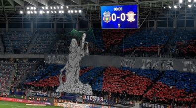 Scenografia spectaculoasă și mesajul suporterilor Stelei, la meciul cu Rapid