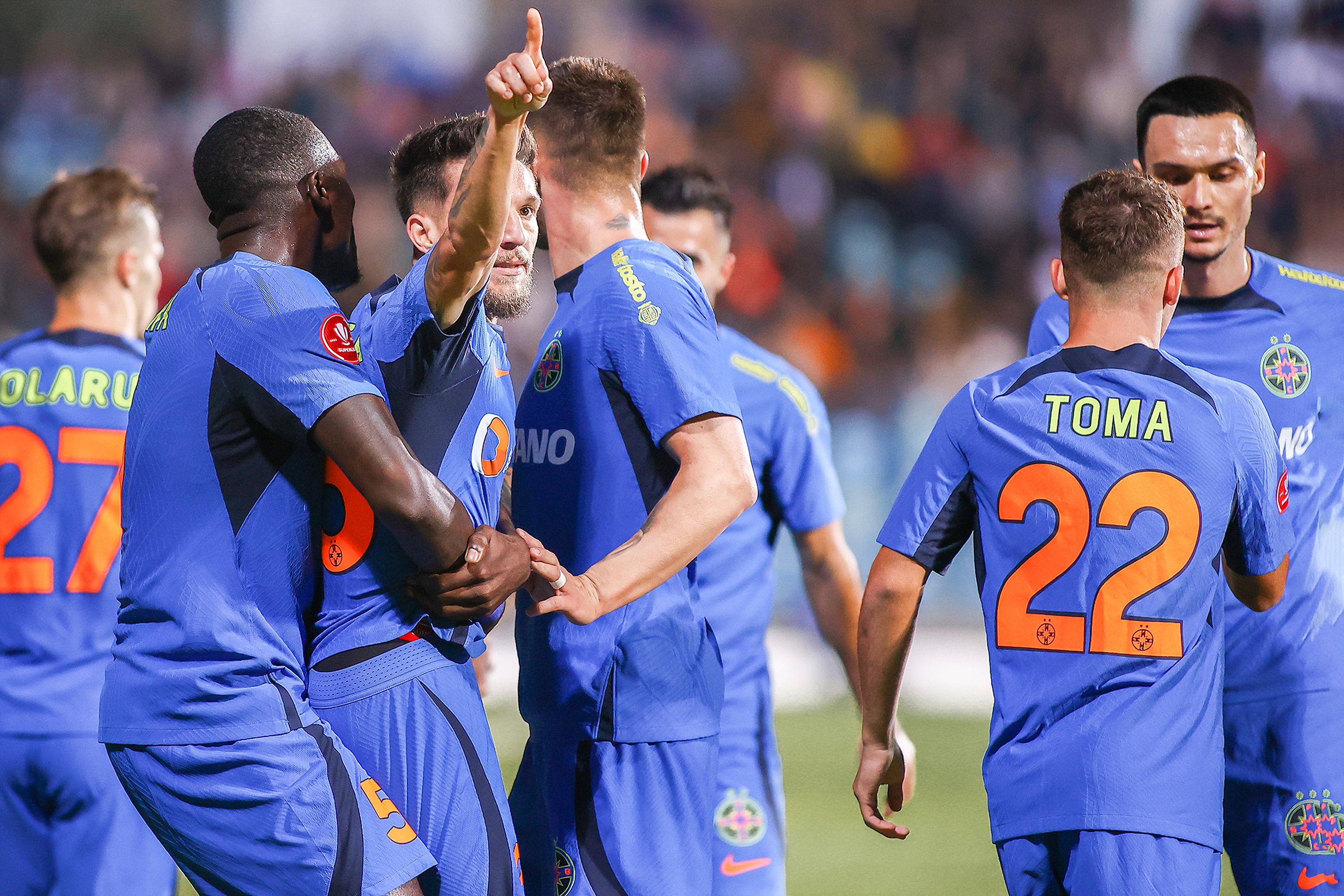 Motivul bizar pentru care un jucător nu va mai ieși din primul 11 al FCSB-ului! Gigi Becali l-a și ”certat”