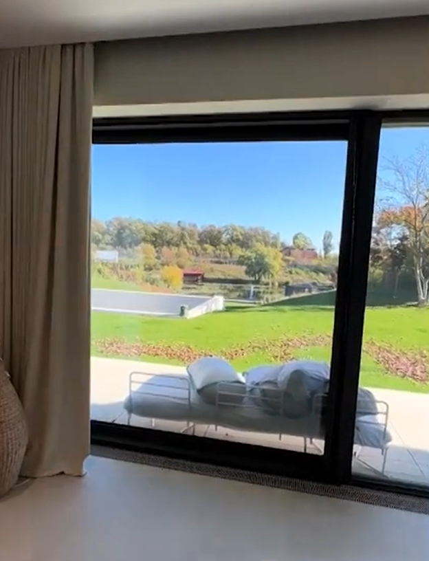 Este un paradis rezidențial! Imagini spectaculoase din vila scoasă la vânzare de Simona Halep