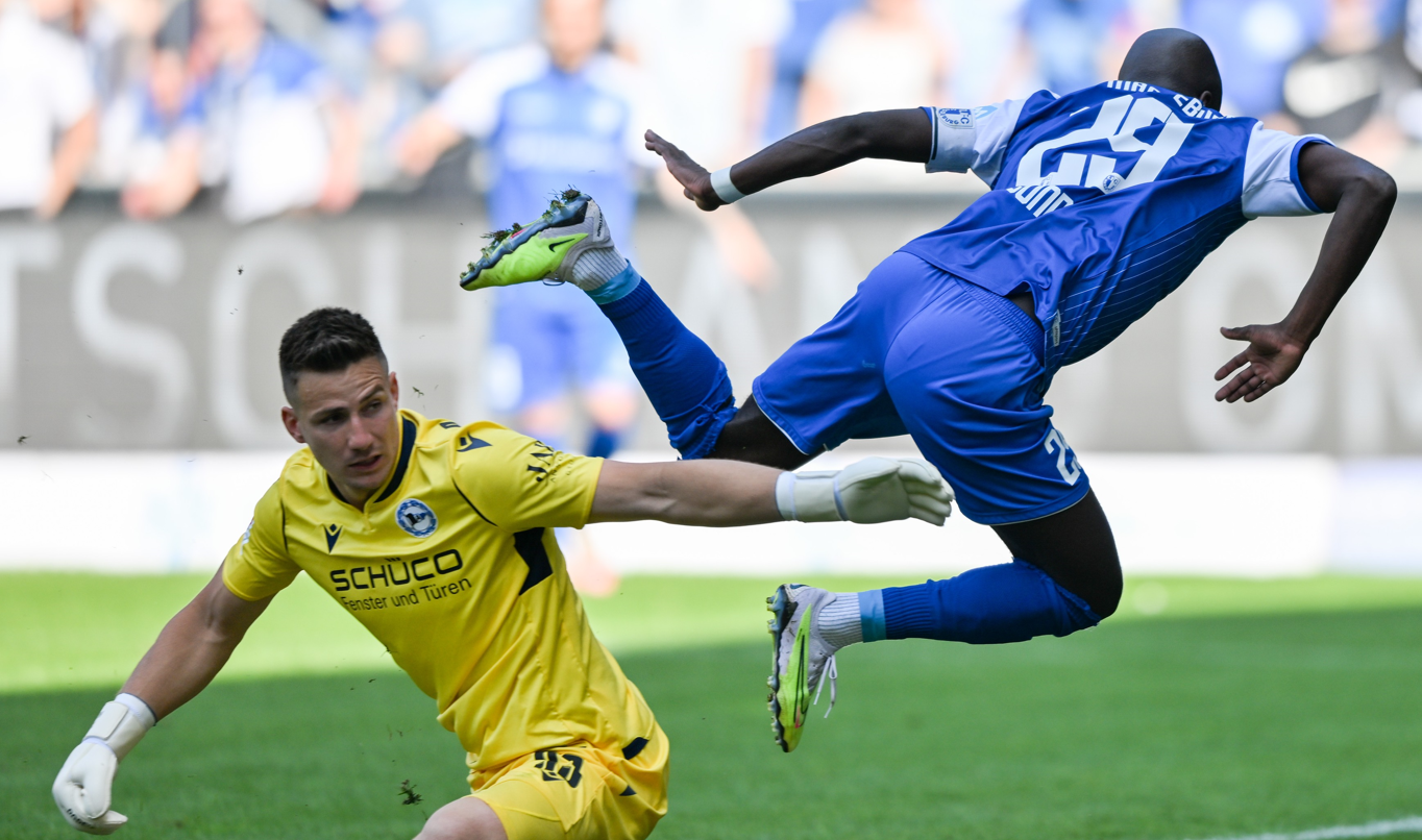 Unde evoluează acum ”cel mai slab jucător din istoria lui FC Botoșani”. A trecut și pe la Schalke 04