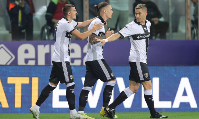 Parma, Italy. 12th Aug, 2022. Valentin Mihaila, Dennis Man and Nahuel Estevez (PARMA CALCIO) ceebrate the goal during Parma Calcio vs SSC Bari, Italian soccer Serie B match in Parma, Italy, August 12 2022 Credit: Independent Photo Agency/Alamy Live News