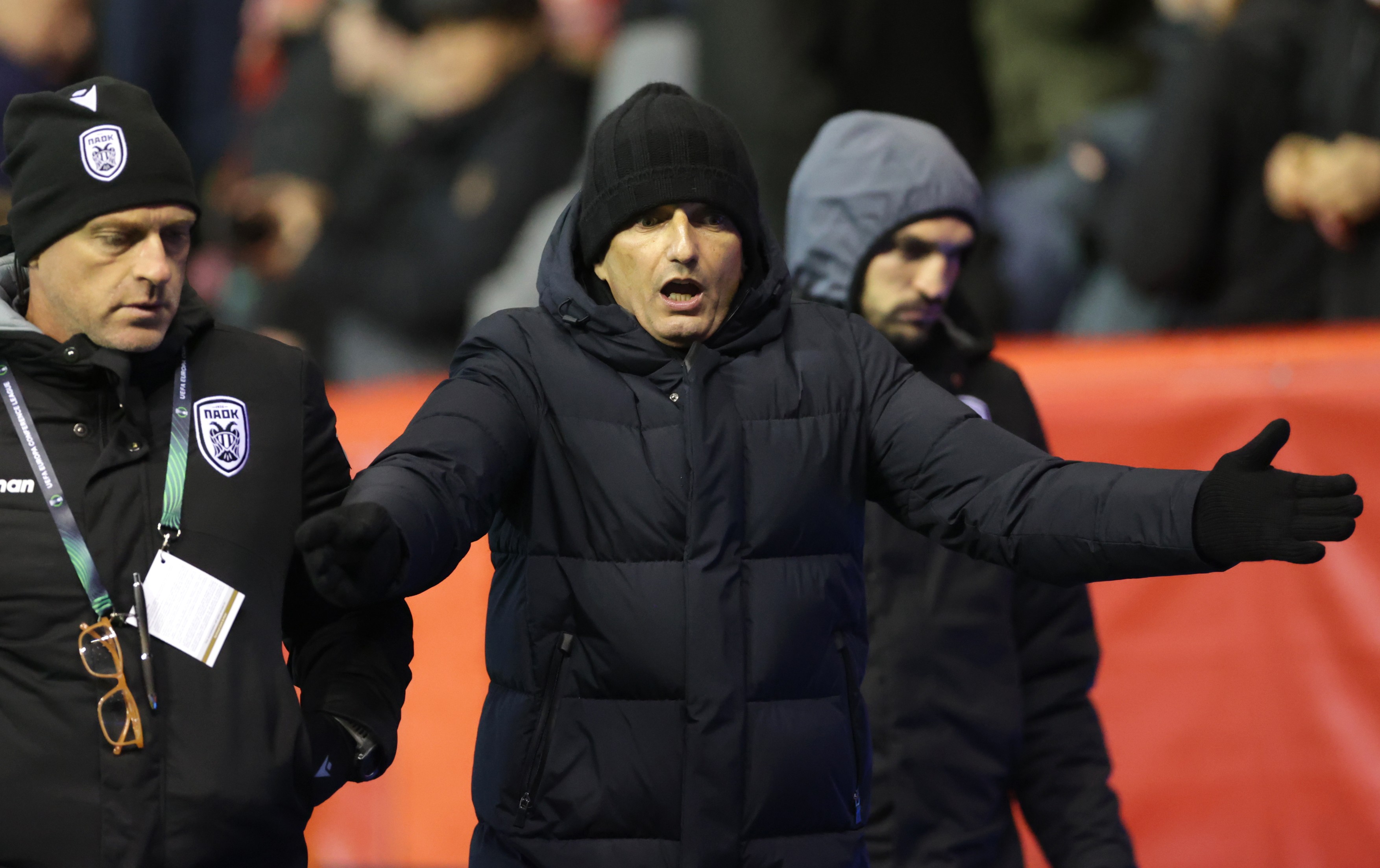 Răzvan Lucescu, enervat după meciul cu Olympiakos: Dacă mai întrebi o dată, voi pleca