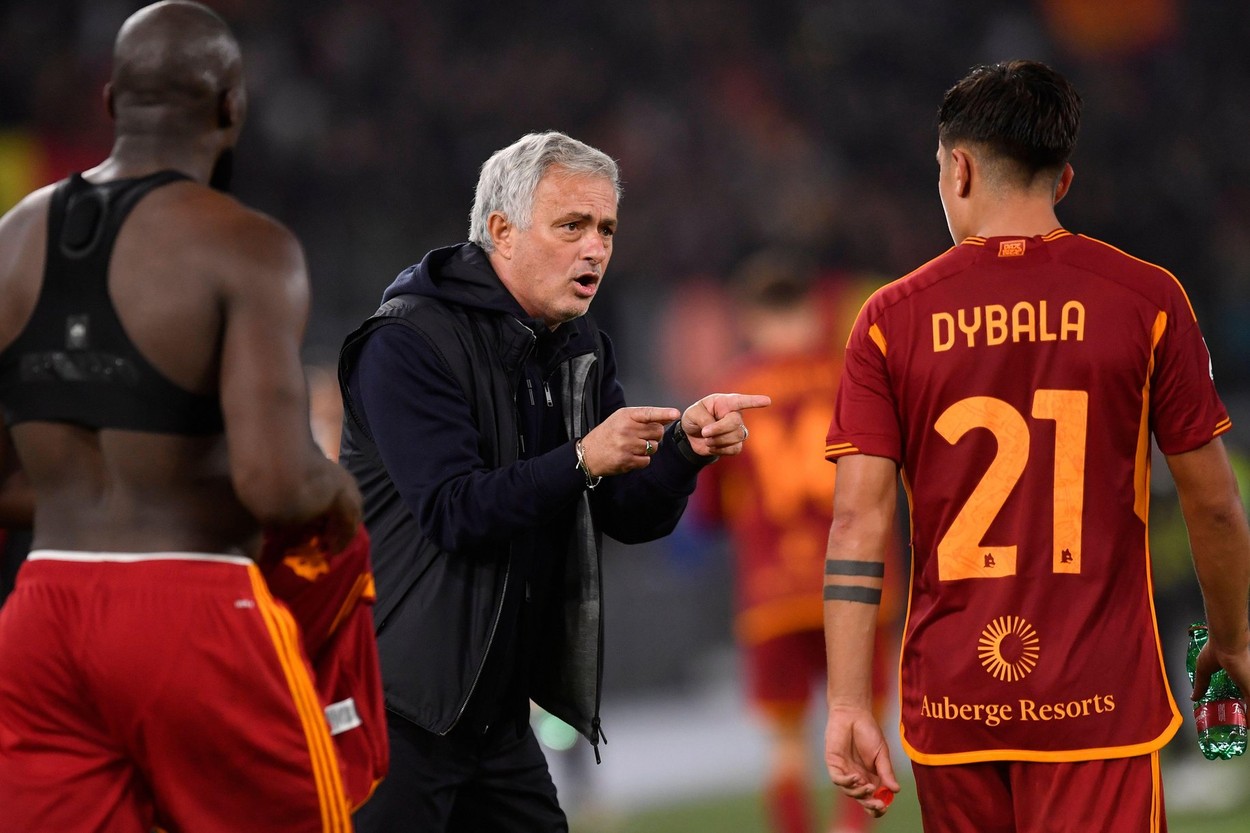 Jose Mourinho ”i-a desființat” pe oficialii lui AS Roma