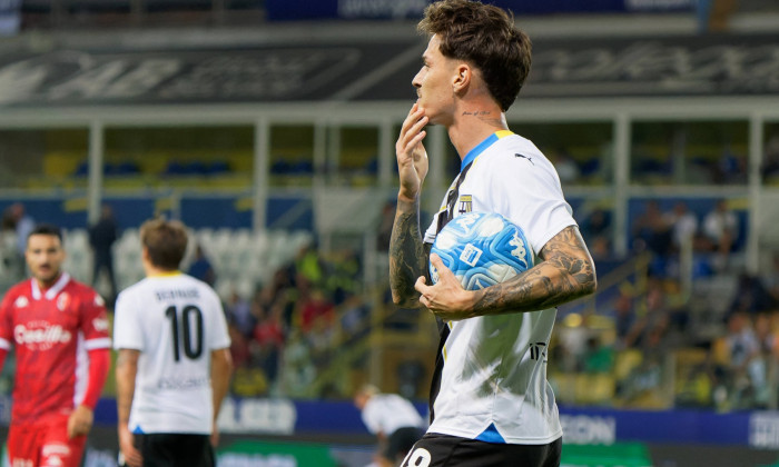 Dennis Man (Parma Calcio) during Parma Calcio vs SSC Bari, Italian soccer Serie B match in Parma, Italy, September 27 20