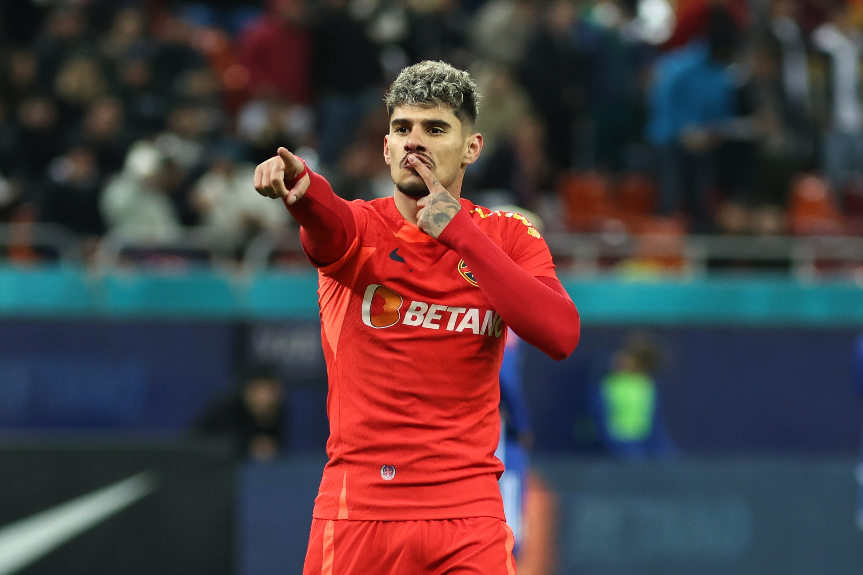 FCSB - FCU Craiova 2-0, ACUM pe Digi Sport 1. Oltenii, fără replică în prima repriză