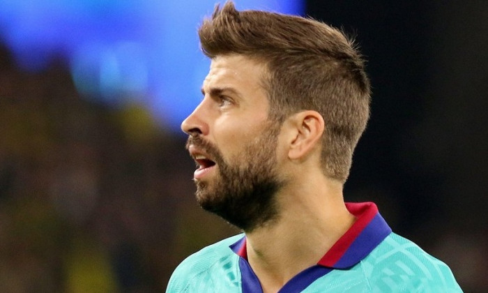 Dortmund, Deutschland. 17th Sep, 2019. Dortmund, Germany September 17, 2019: CL - 19/20 - Borussia Dortmund vs. Dortmund. FC Barcelona Gerard Pique (Barcelona) Portrait/Face facial expression/strong facial expression/emotion. thoughtful/grungy/grueling |