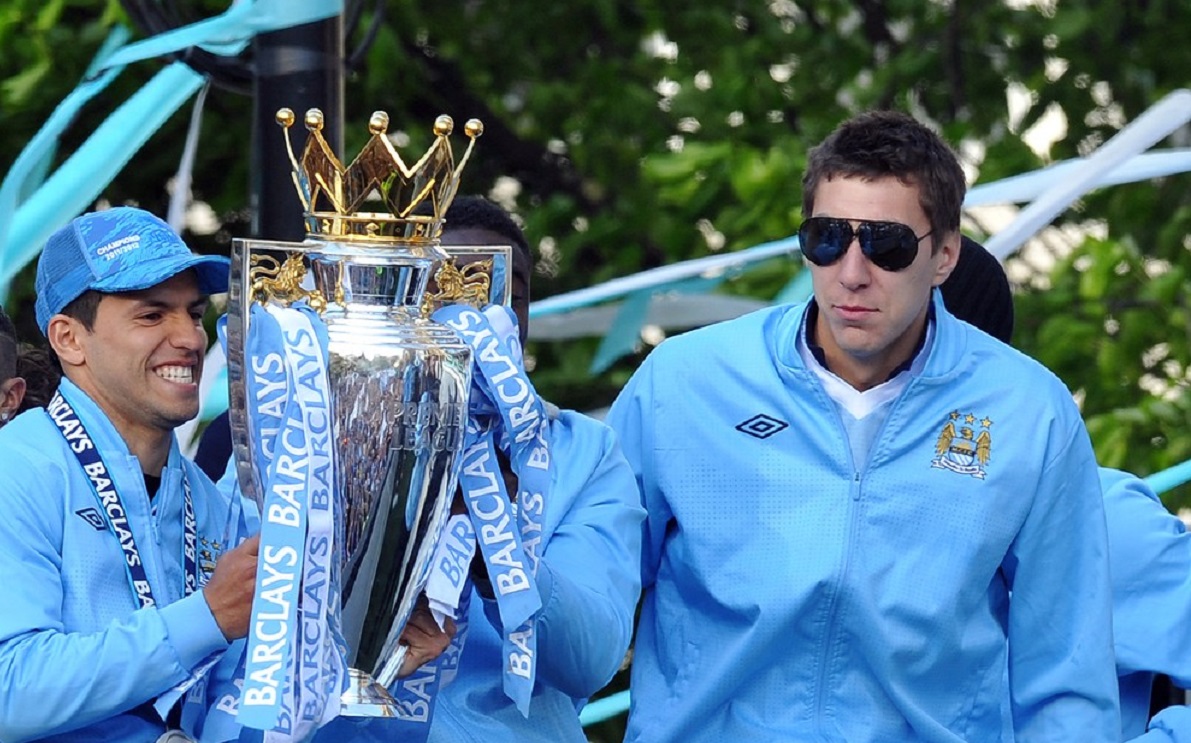 ”Cu cine mai ții legătura de la Manchester City?”. Costel Pantilimon a răspuns fără să ezite: ”Legătură strânsă”