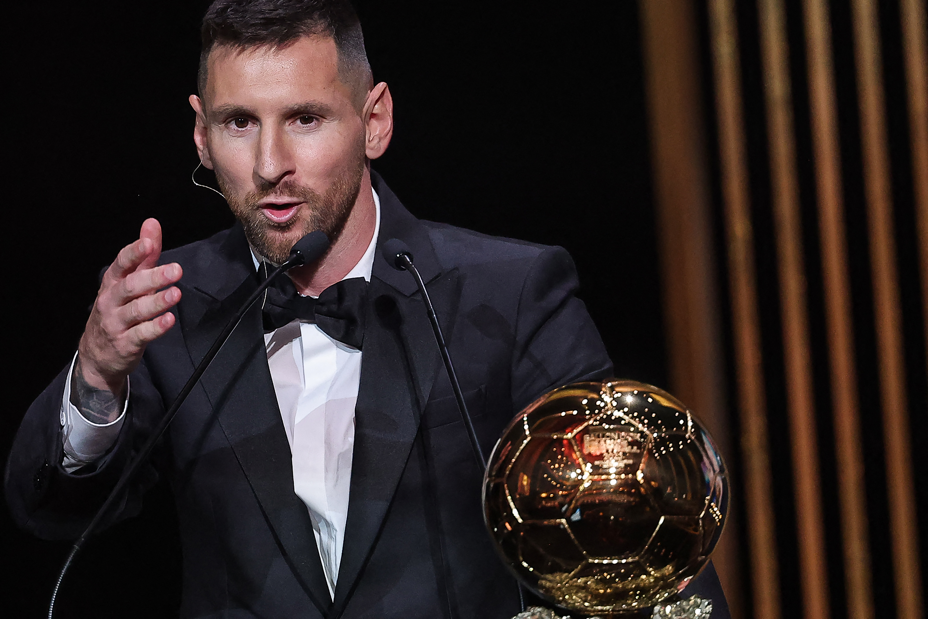 Lionel Messi, desemnat ”Sportivul Anului” de către americani! Este primul sportiv din afara SUA care primește acest trofeu