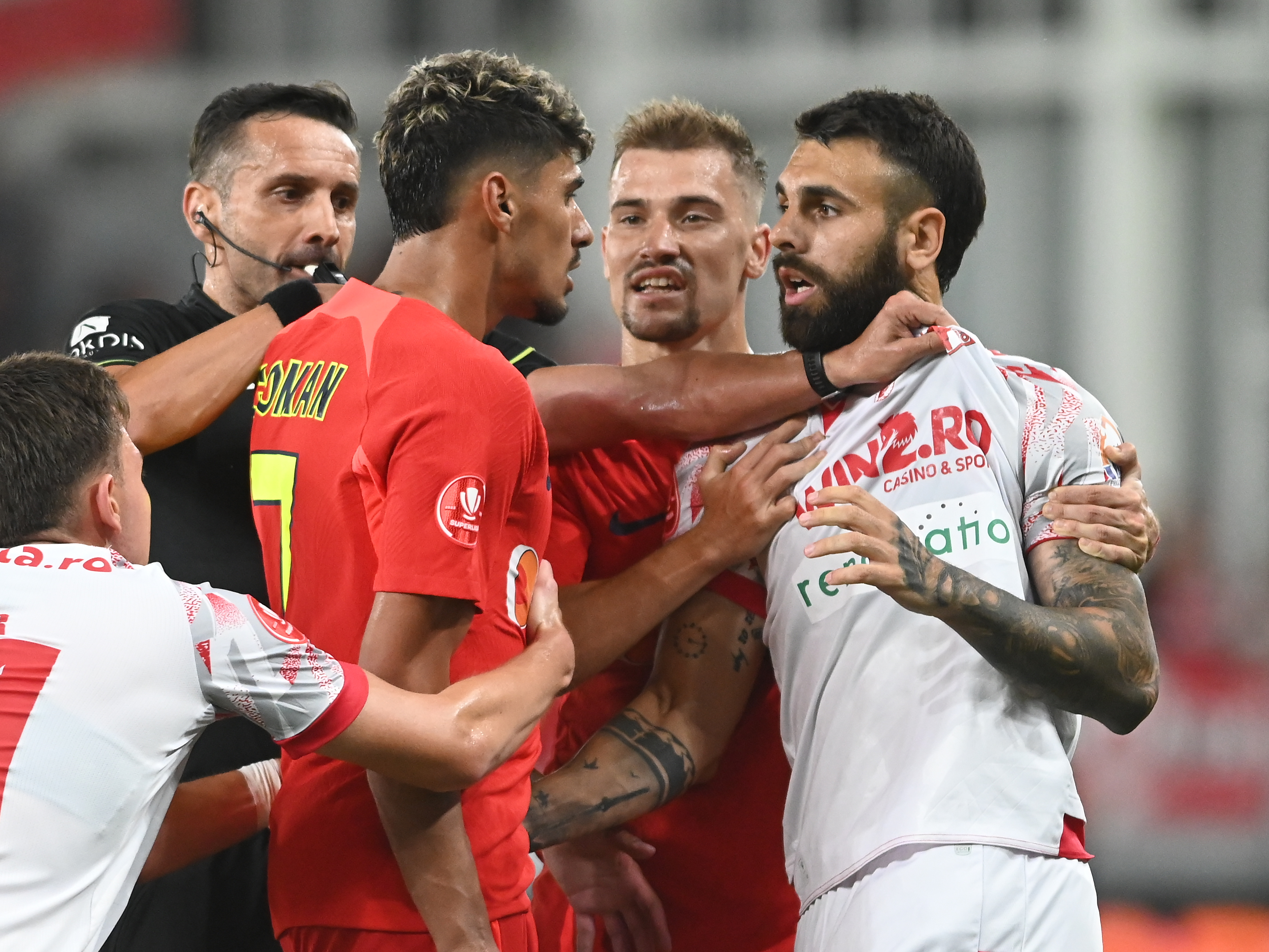 Cine arbitrează derby-ul Dinamo - FCSB. Gigi Becali l-a criticat dur în trecut