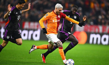Munich, Germany. 08th Nov, 2023. Soccer: Champions League, Bayern Munich - Galatasaray Istanbul, Group stage, Group A, Matchday 4, Allianz Arena. Galatasaray's Mauro Icardi (M) in action against Munich's players Min-Jae Kim (l) and Dayot Upamecano. Credit