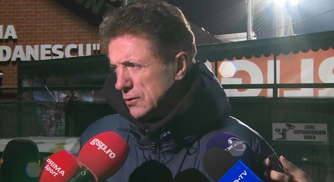 Ce a spus Gică Popescu după Voluntari - Farul 4-2: "Sunt conştient că suferă foarte mult"
