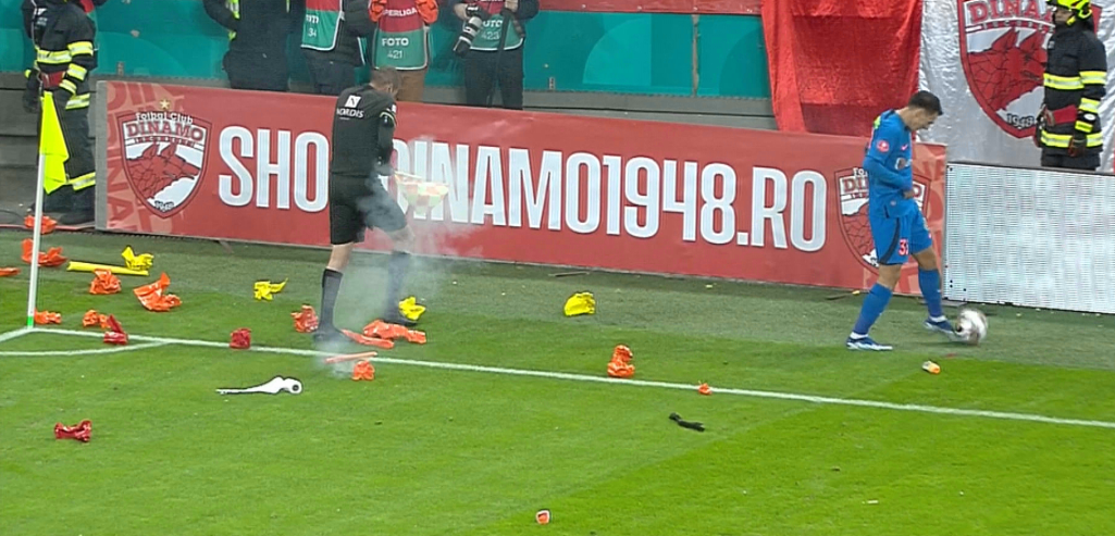 Fanii dinamoviști l-au lovit cu o petardă pe arbitrul asistent la meciul Dinamo - FCSB