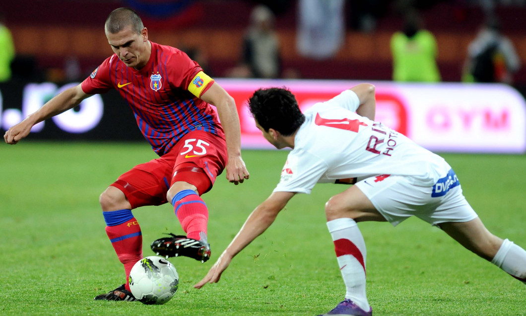 1.FOTBAL:STEAUA BUCURESTI-DINAMO BUCURESTI 0-1,LIGA 1 (17.05.2012)