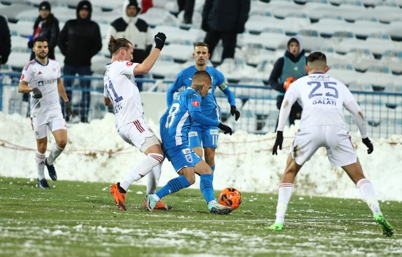 Oțelul Galați - Universitatea Craiova 1-3. Mitriță, eroul oltenilor! A făcut ”hat-trick-ul”