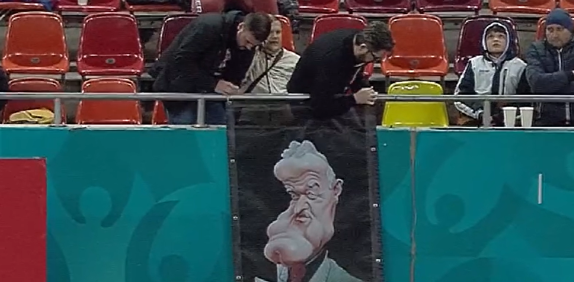 Suporterii FCSB-ului au protestat împotriva lui Gigi Becali! ”E lăudabil”