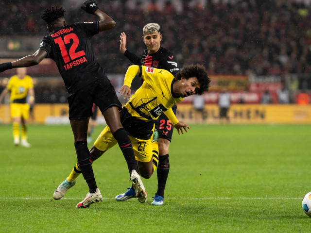 Video Bayer Leverkusen Borussia Dortmund 1 1 Trupa Lui Xabi Alonso Rămâne Pe Primul Loc în 